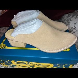 Sbicca Mules Size 7- Beige